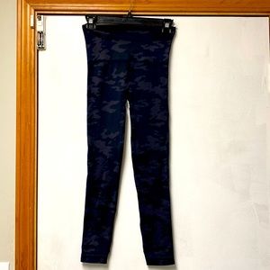 Spanx NWOT Camo Leggings Size S
